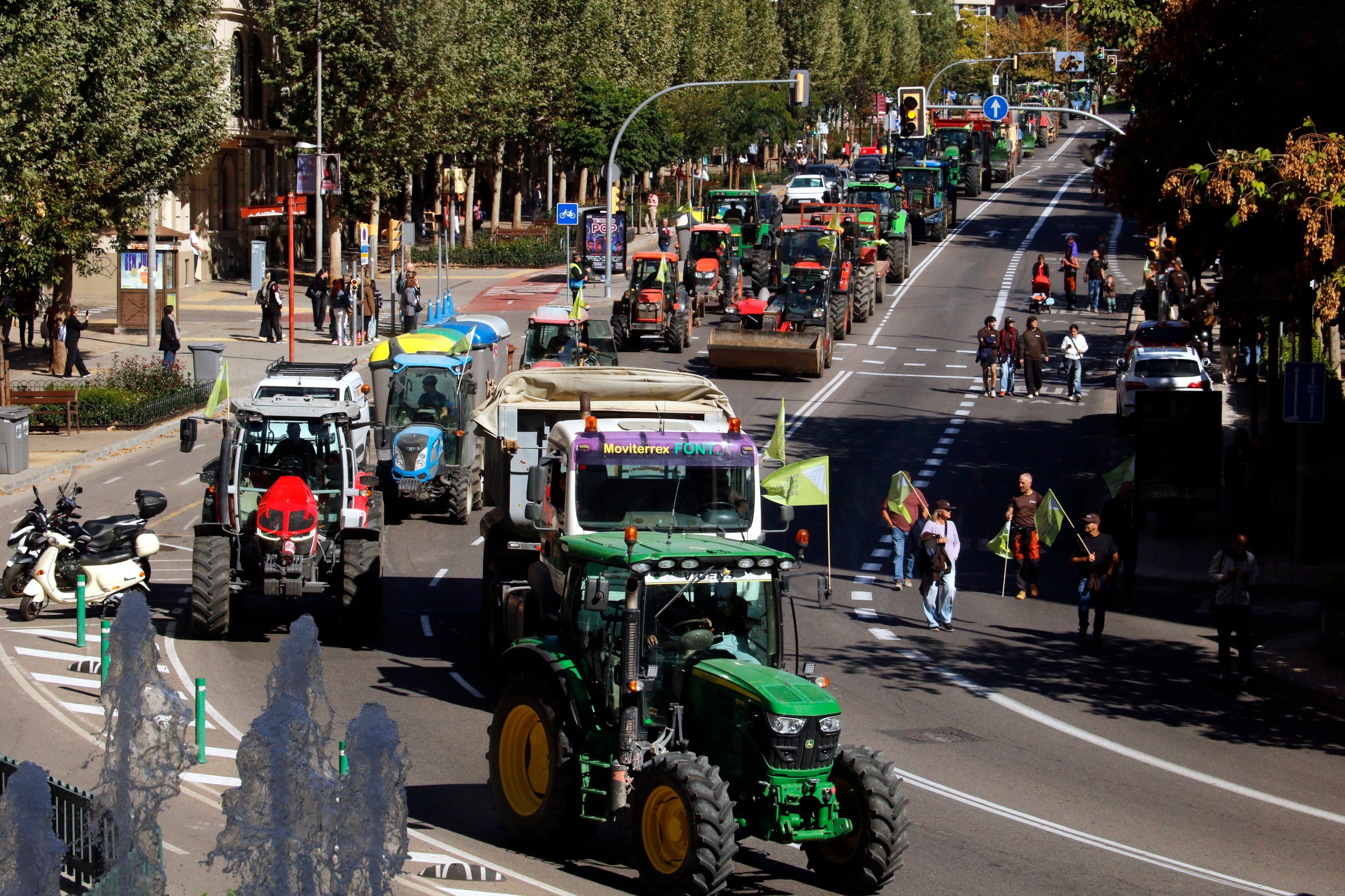Tractorada de JARC pel centre de Lleida / ACN