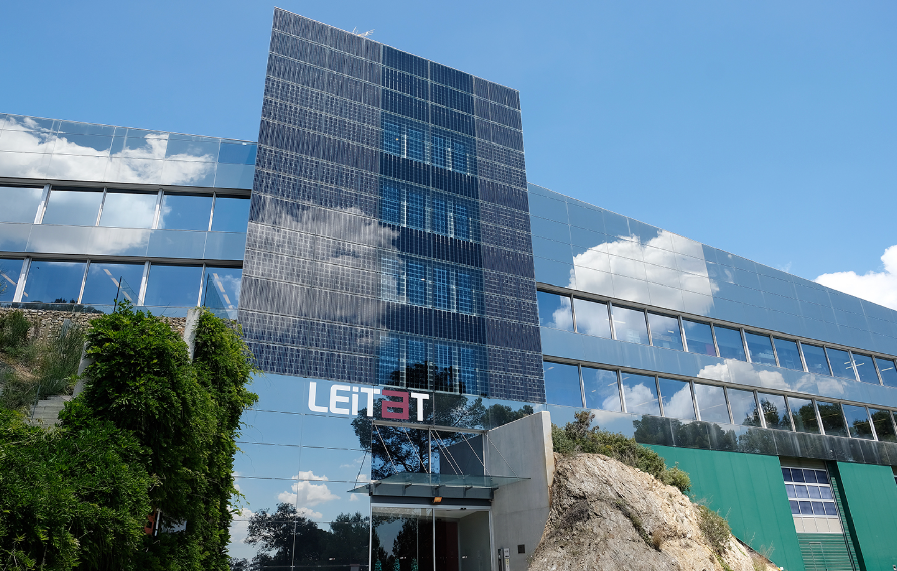 El centre tecnològic ha comunicat als proveïdors que aquest mes prioritza nòmines i Seguretat Social