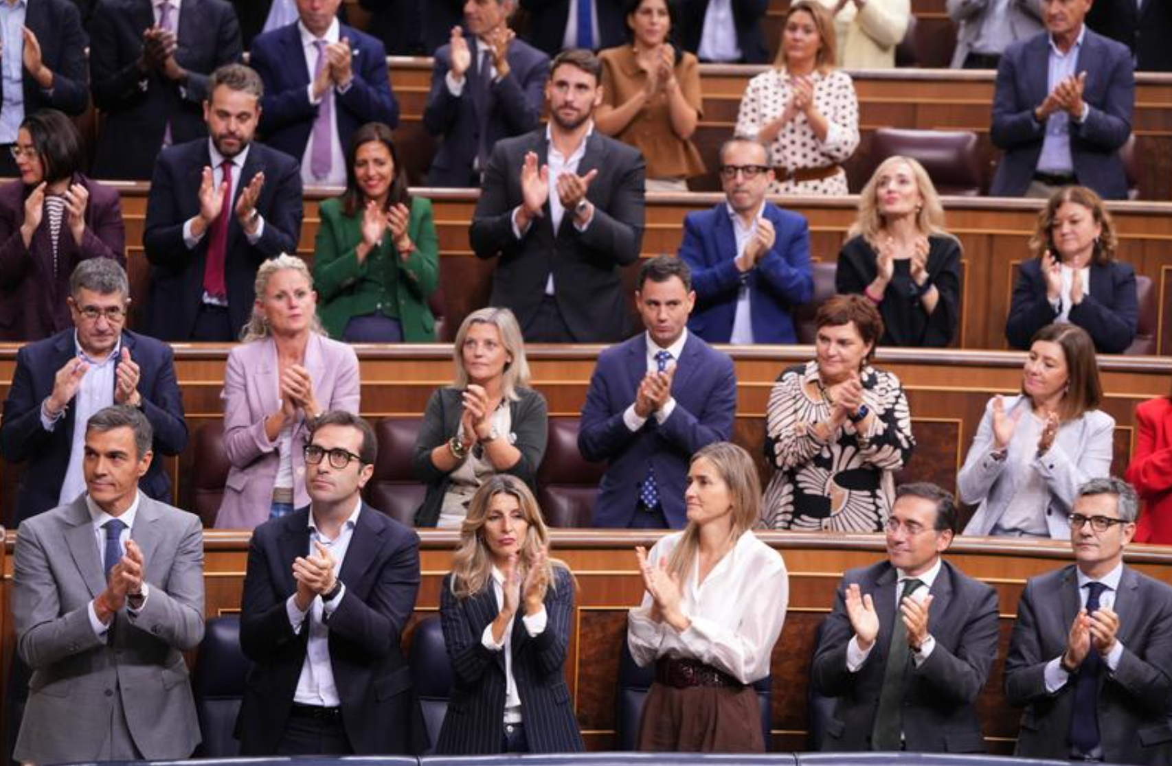 Els ministres del govern espanyol i Pedro Sánchez, al Congrés dels Diputats. 02 d’octubre del 2026. Autor: Javier Barbancho / ACN
