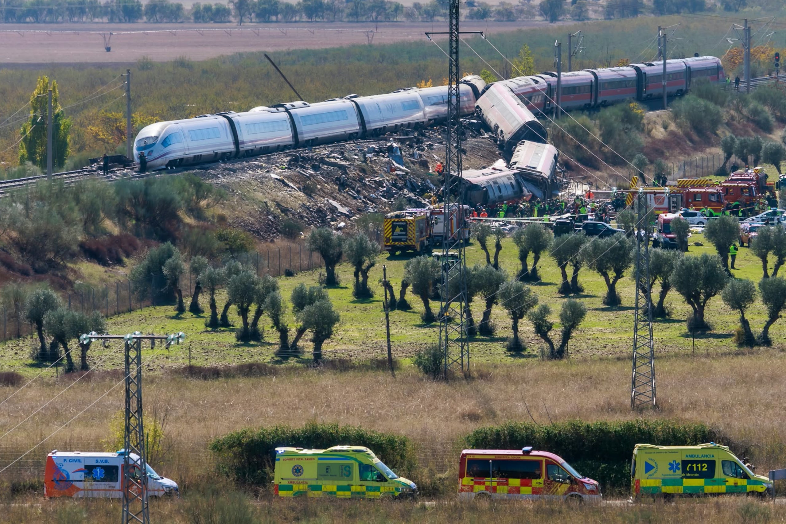 Los dos trenes de alta velocidad accidentados en Toledo
Fecha de publicación: miércoles 28 de octubre de 2026, 16:16
Ubicación: Urda (Toledo)
Autor: Juan Carlos Rojas
