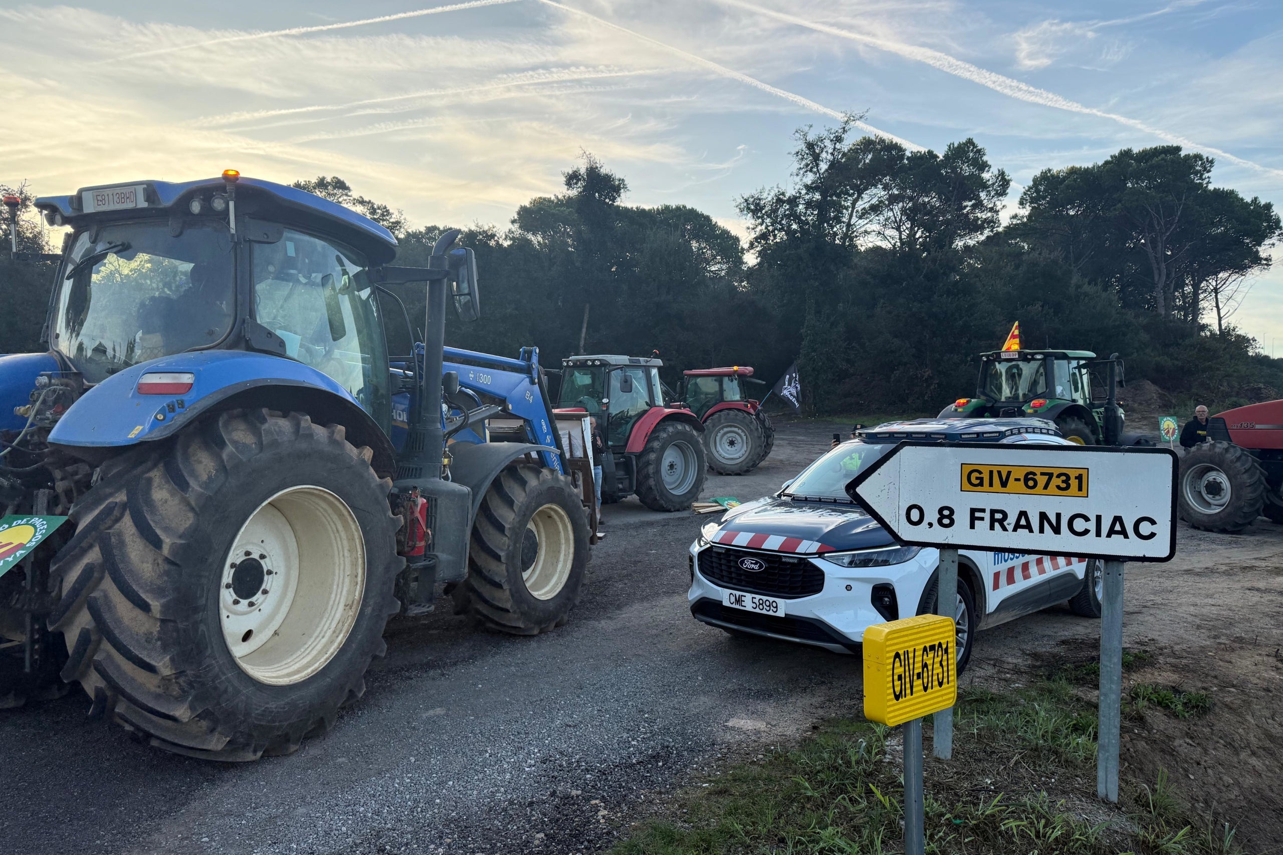 Un instant de l'arribada de tractors a Franciac a la Selva, 14 d’octubre del 2026. Autor: Gerard Vilà /ACN