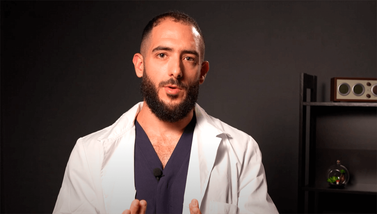 Dr. Víctor Bravo, endocrino