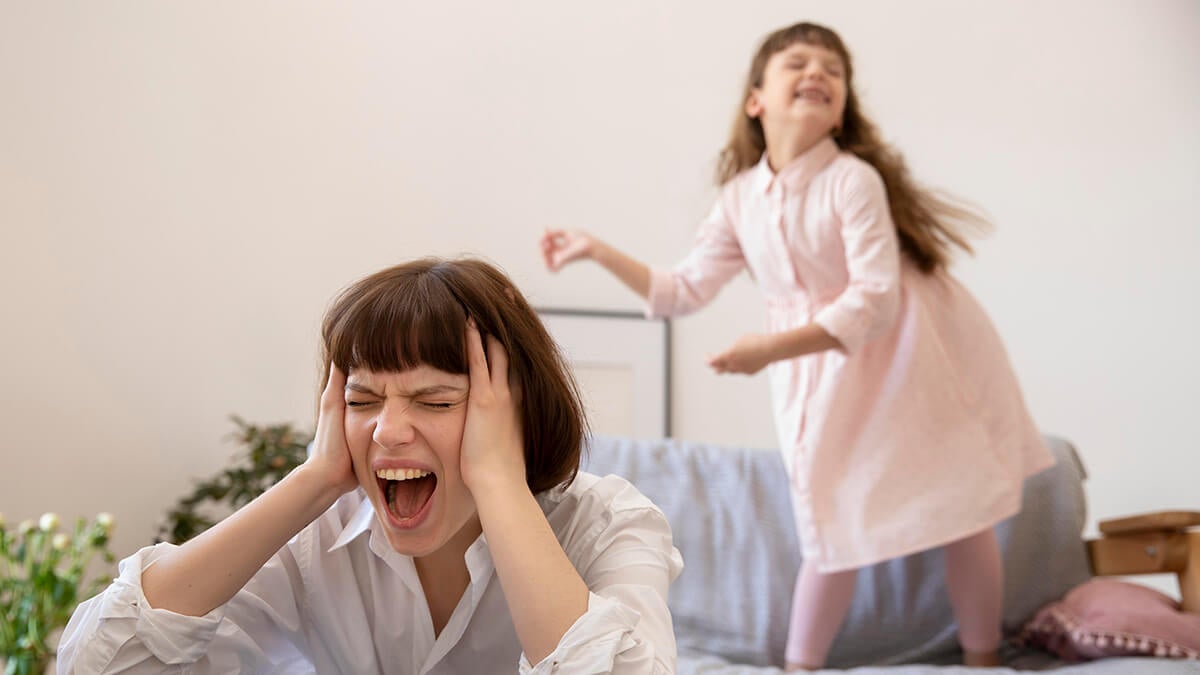 El hijo con quien más discutes podría ser el que más se parece a ti, según una psicóloga