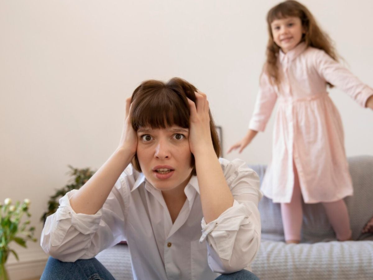 ¿Tu hijo te dice que se aburre? No eres el único. Padres y madres de todo el mundo enfrentan el reto de entretener sin saturar.
